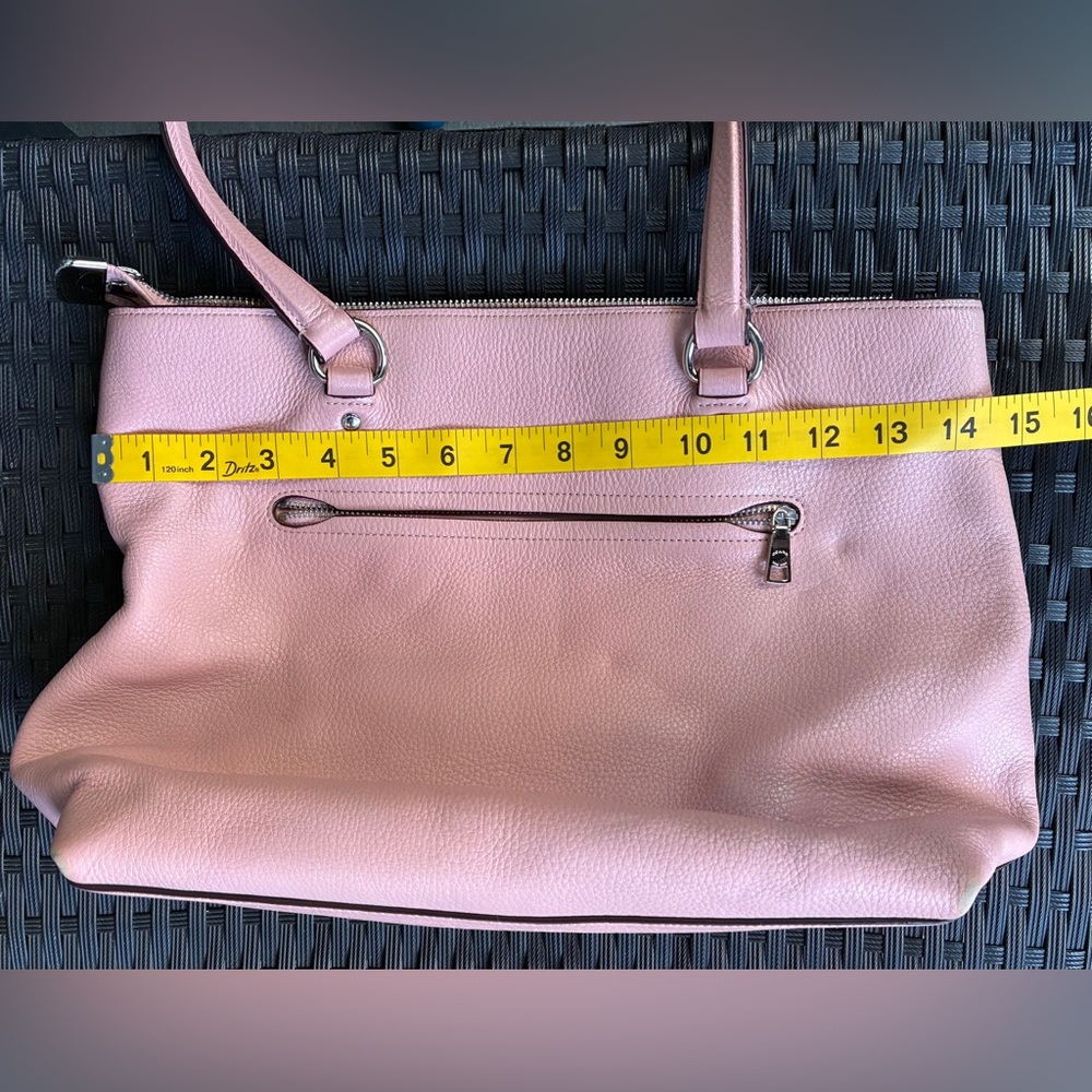 COACH Pink Bag.Leather Pink Bag. - Picture 14 of 14